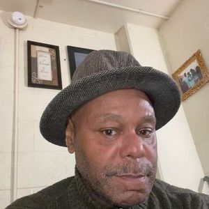 Meet your Posher, George